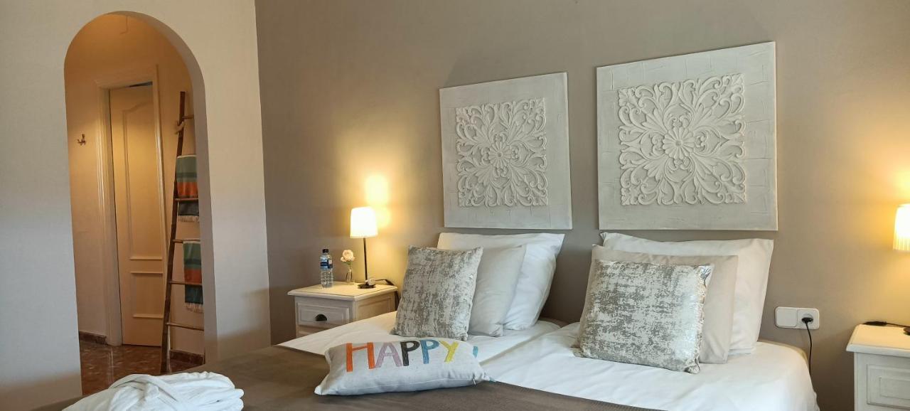 B&B Villa Deseada Periana Bagian luar foto